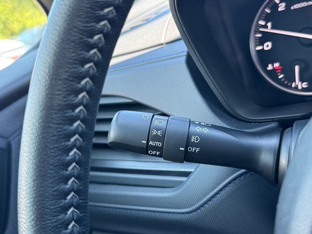 2025 Subaru Forester Premium **LIFETIME POWERTRAIN**