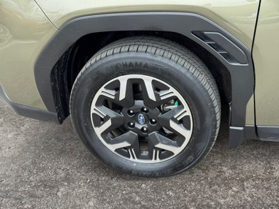 2025 Subaru Forester Premium *LIFETIME POWERTRAIN*