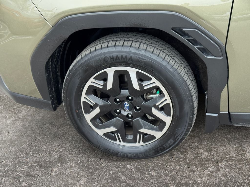 2025 Subaru Forester Premium *LIFETIME POWERTRAIN*