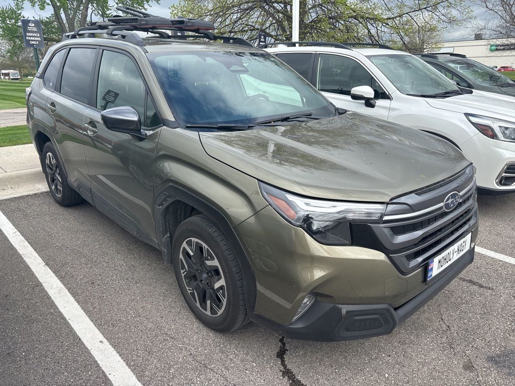 2025 Subaru Forester Premium *LIFETIME POWERTRAIN*