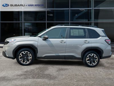 2025 Subaru Forester Premium **LIFETIME POWERTRAIN**