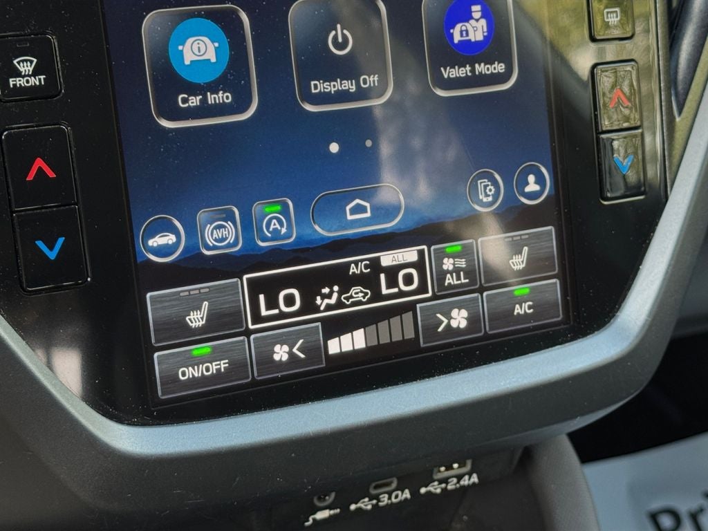 2025 Subaru Forester Premium **LIFETIME POWERTRAIN**