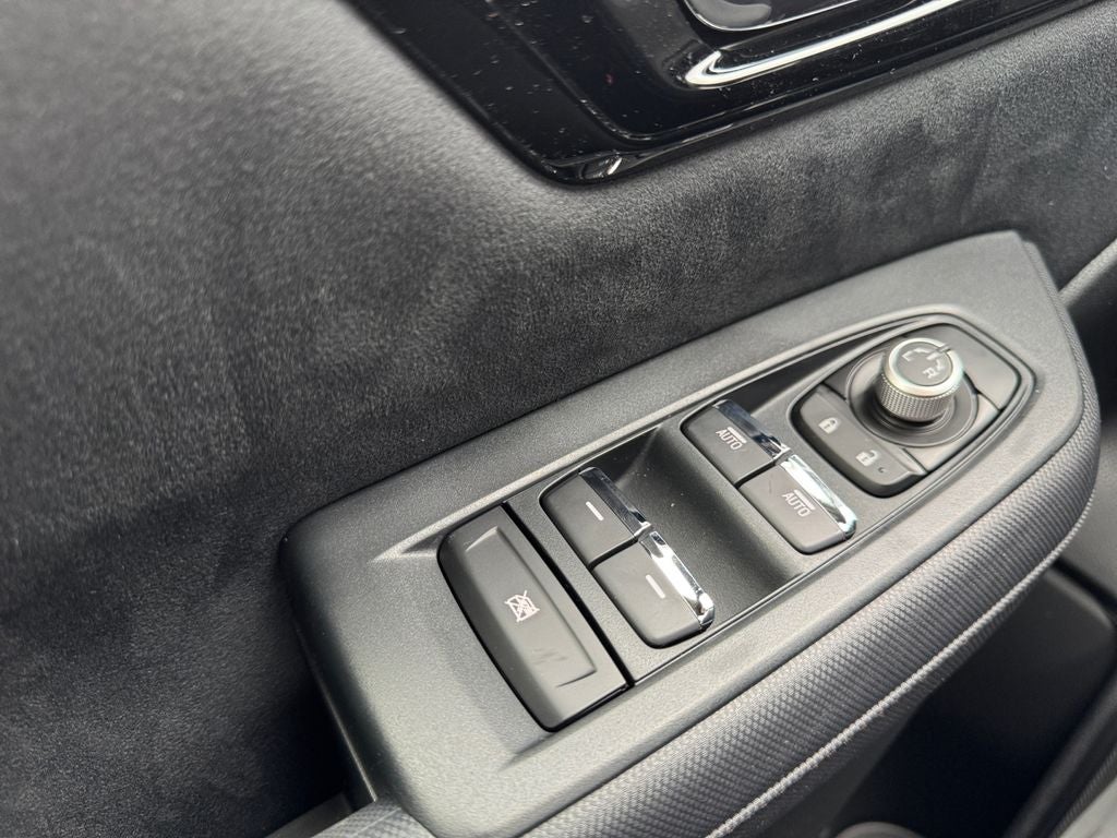 2025 Subaru Forester Touring **LIFETIME POWERTRAIN**