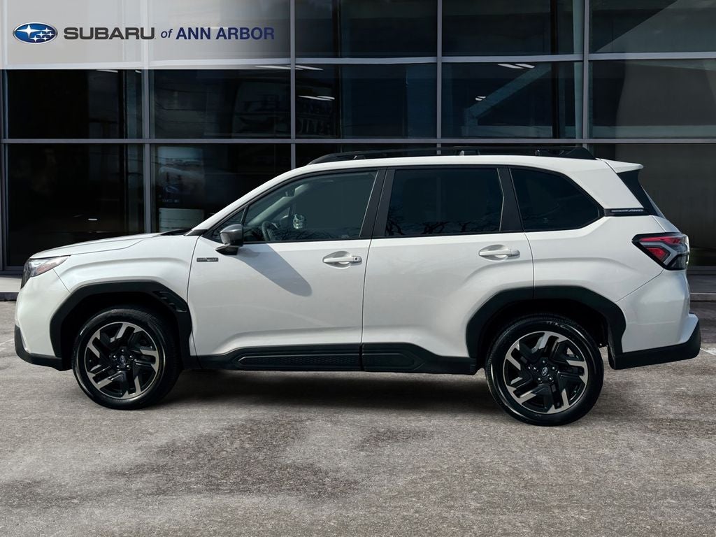 2025 Subaru Forester Hybrid Premium *LIFETIME POWERTRAIN*