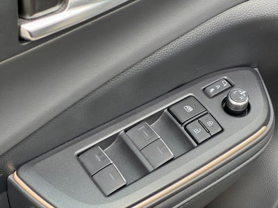 2023 Toyota Crown XLE *LIFETIME POWERTRAIN*