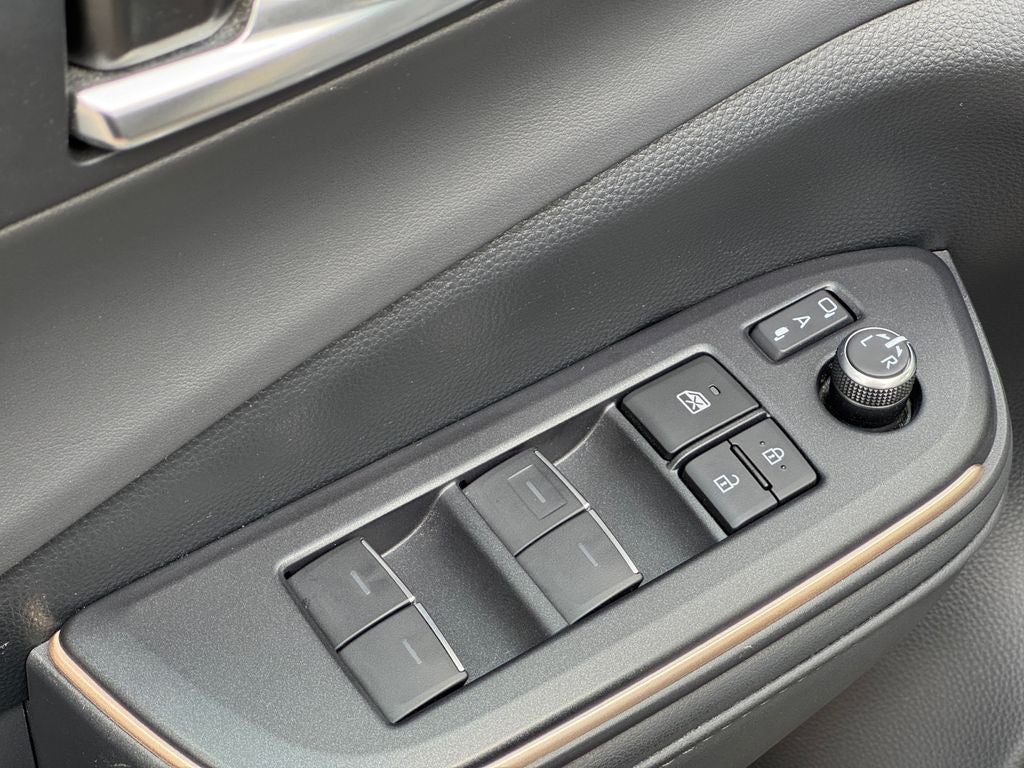 2023 Toyota Crown XLE *LIFETIME POWERTRAIN*