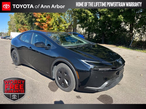 2025 Toyota Prius LE