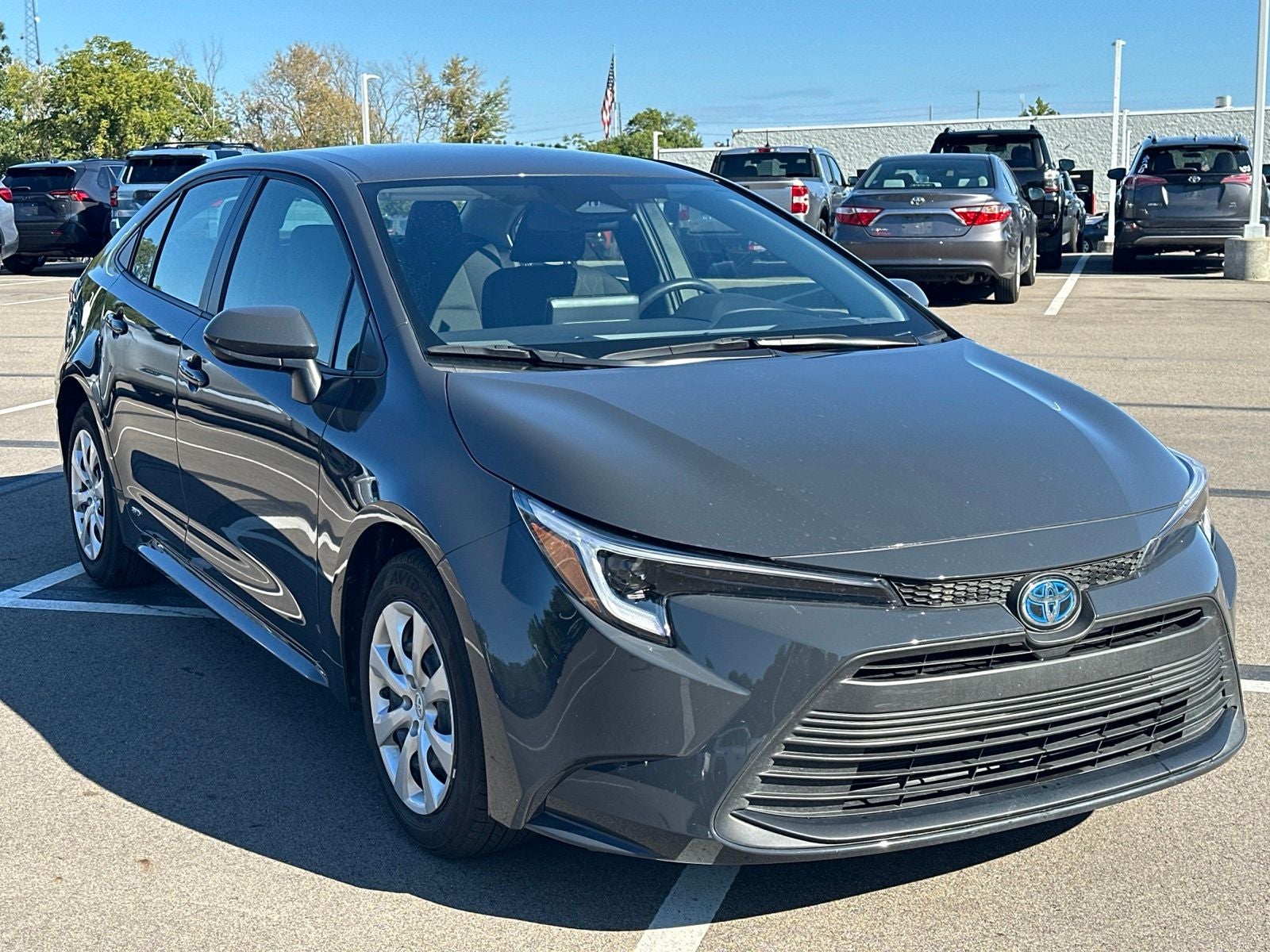 2025 Toyota Corolla Hybrid LE