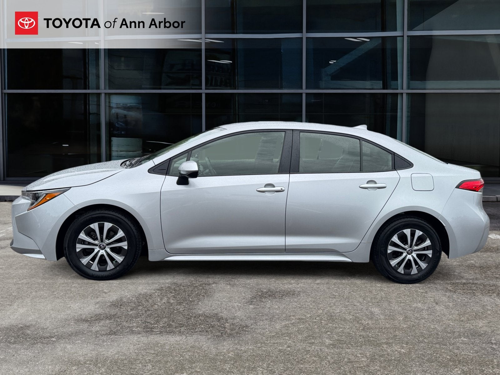 2022 Toyota Corolla Hybrid LE
