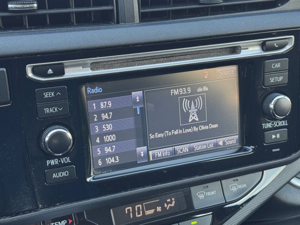 2015 Toyota Prius c Two