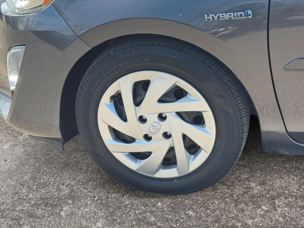 2015 Toyota Prius c Two