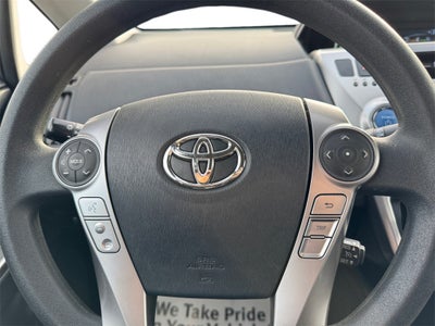 2017 Toyota Prius v Three