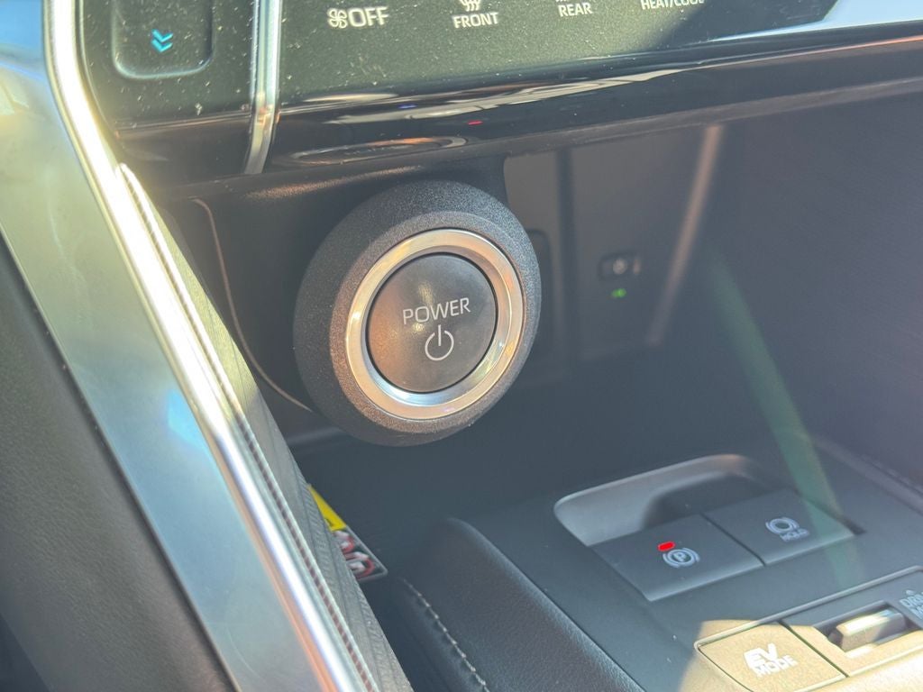 2023 Toyota Venza Nightshade **LIFETIME POWERTRAIN**