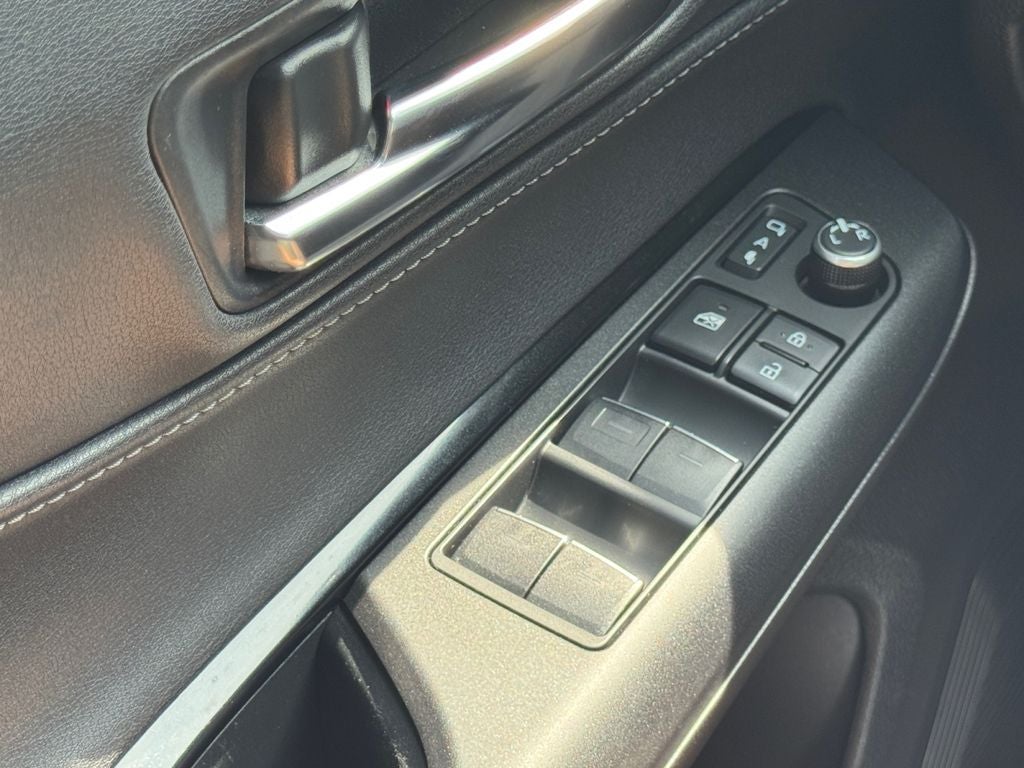 2023 Toyota Venza LE **LIFETIME POWERTRAIN**