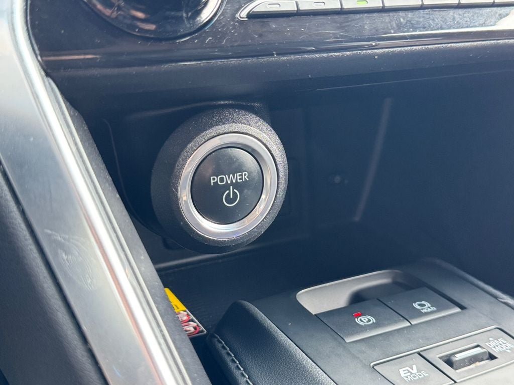 2023 Toyota Venza LE **LIFETIME POWERTRAIN**