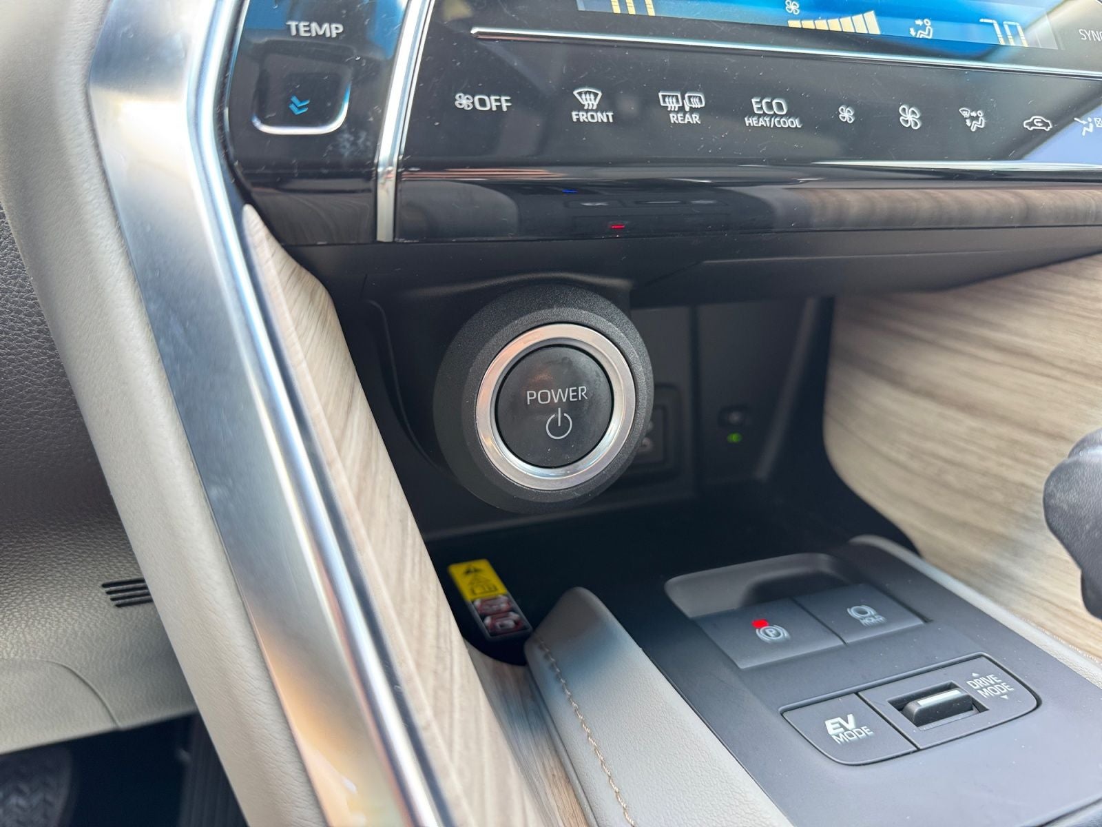 2023 Toyota Venza XLE