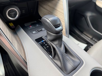 2023 Toyota Venza XLE
