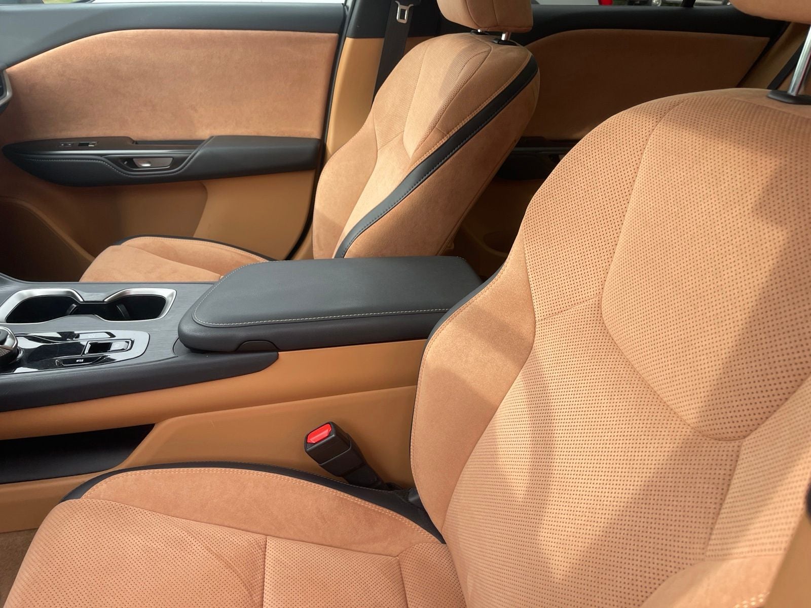 2024 Lexus RZ 300e Luxury