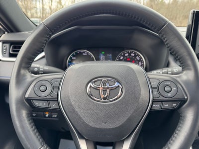 2022 Toyota RAV4 Hybrid SE