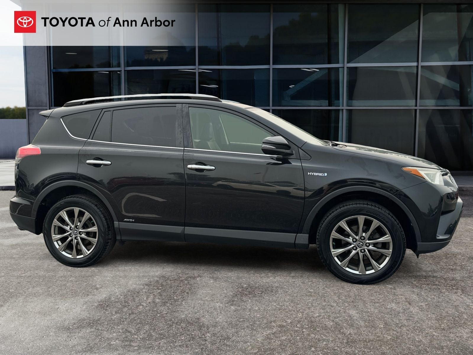 2017 Toyota RAV4 Hybrid Limited