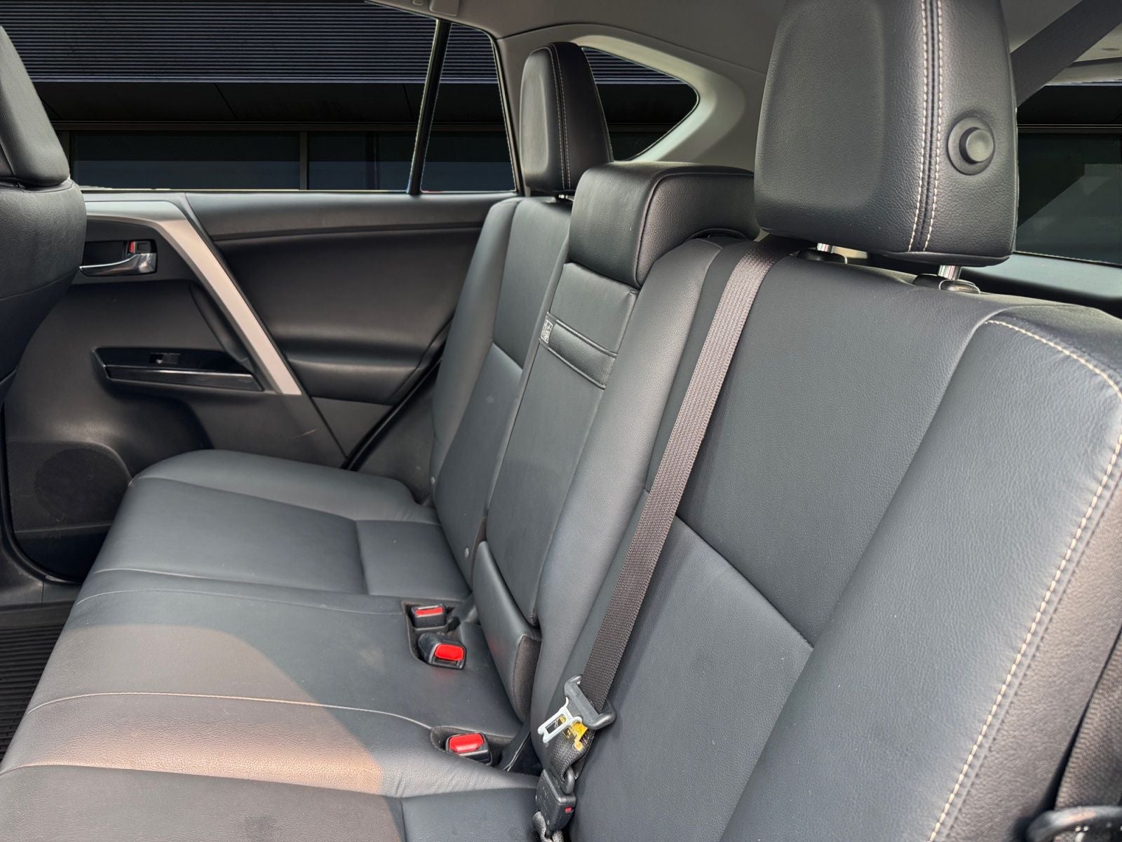 2017 Toyota RAV4 Hybrid Limited