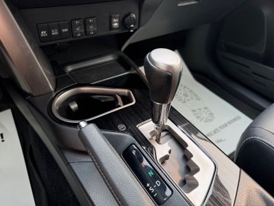 2017 Toyota RAV4 Hybrid Limited