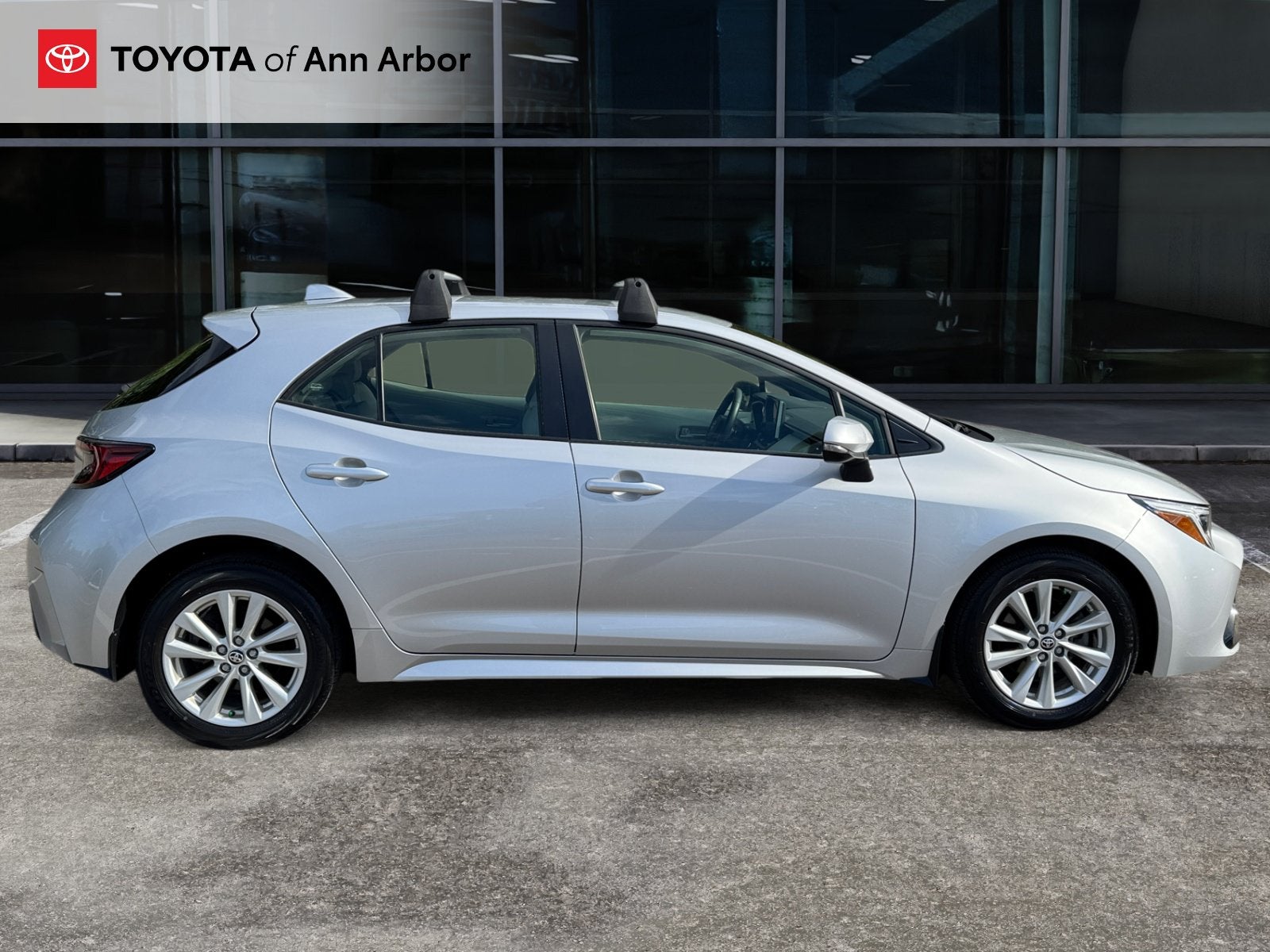 2024 Toyota Corolla Hatchback SE