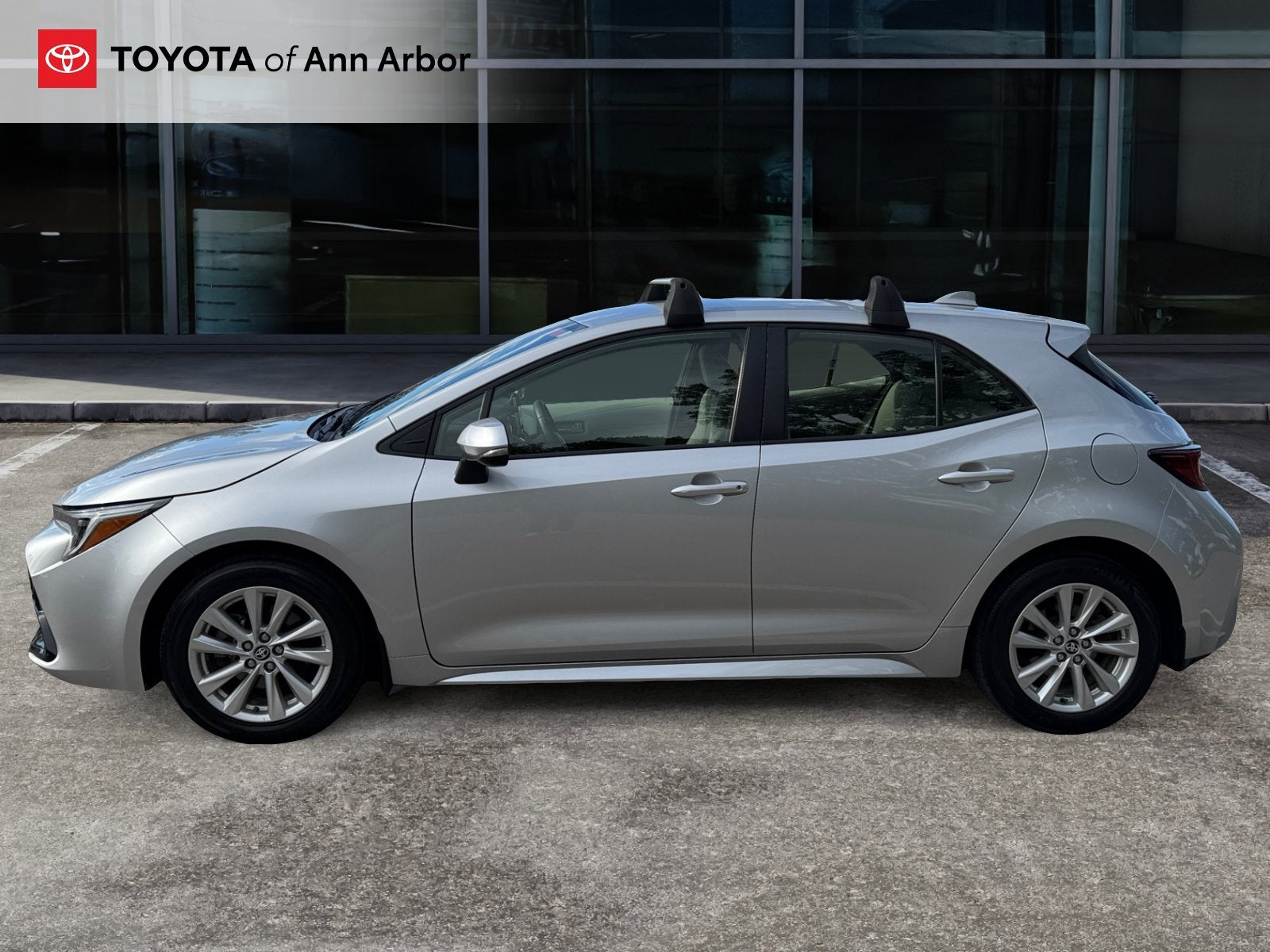 2024 Toyota Corolla Hatchback SE