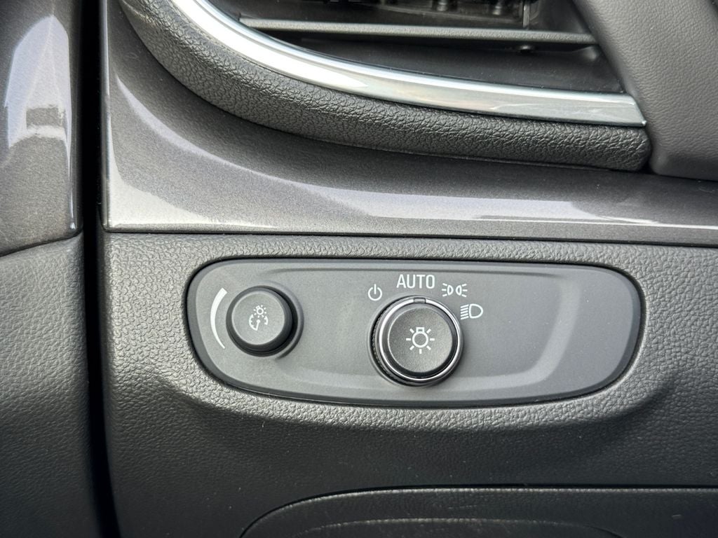 2022 Buick Encore Preferred *LIFETIME POWERTRAIN*