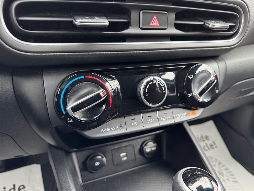 2023 Hyundai Kona SEL *LIFETIME POWERTRAIN*