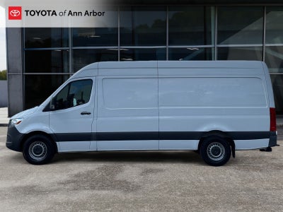 2022 Mercedes-Benz Sprinter 2500 Cargo 170 WB High Roof