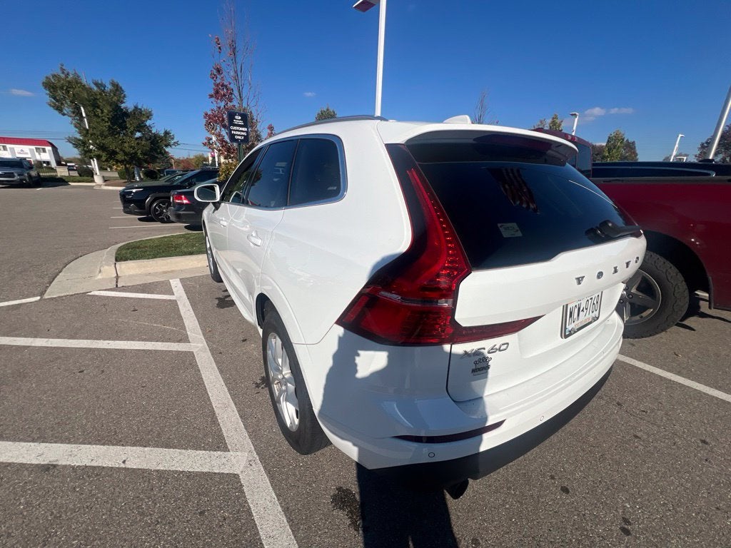 2020 Volvo XC60 T5 Momentum