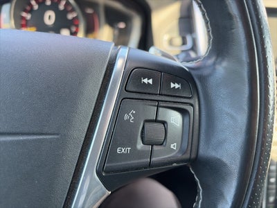 2017 Volvo XC60 T6 R-Design