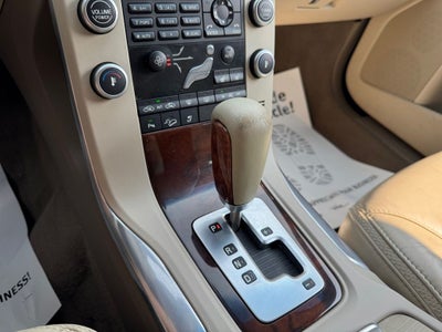 2011 Volvo XC70 T6
