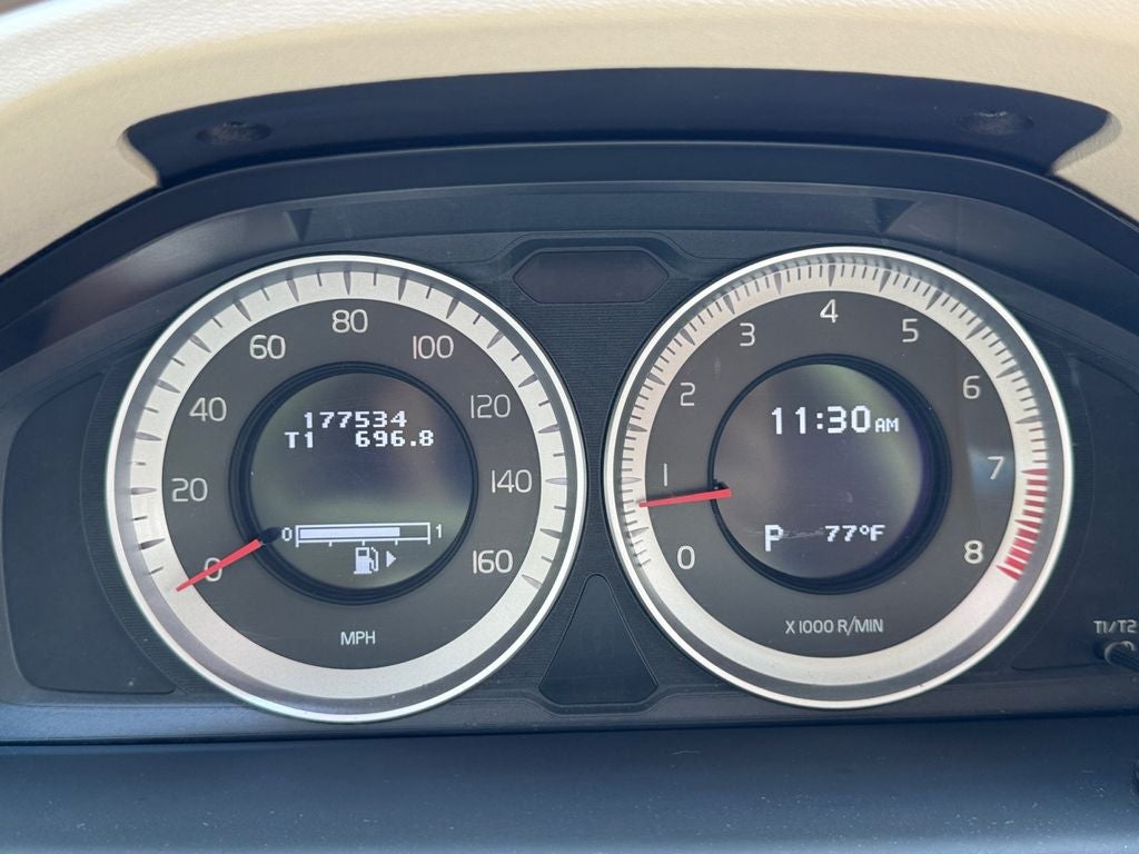 2011 Volvo XC70 T6