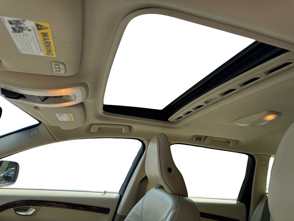 2011 Volvo XC70 T6