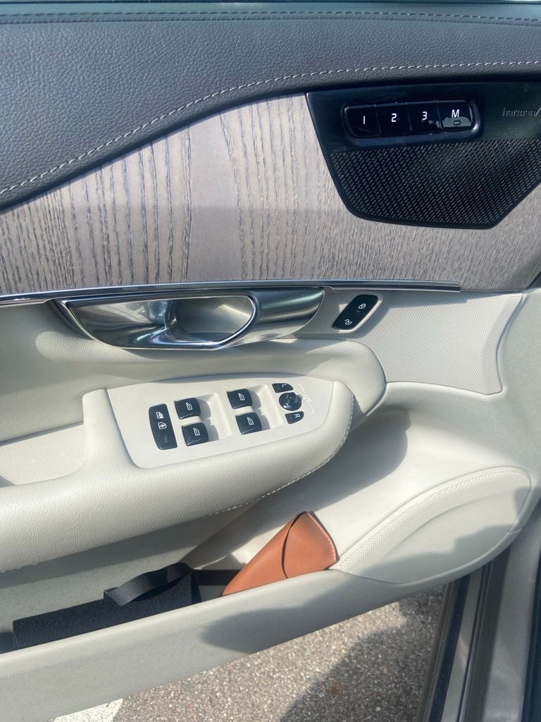 2021 Volvo XC90 T6 Inscription