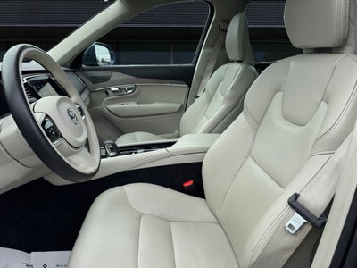 2023 Volvo XC90 Recharge Plug-In Hybrid T8 Plus Bright Theme 7 Passenger *LIFETIME POWERTRAIN*