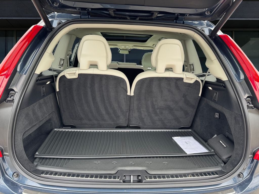 2023 Volvo XC90 Plus - Photo 9