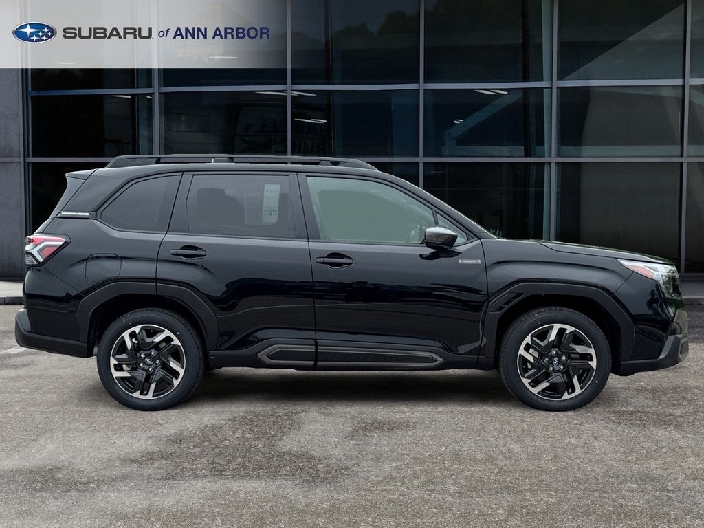 2025 Subaru FORESTER Limited Hybrid