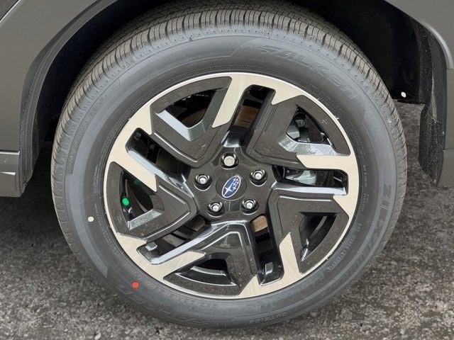 2025 Subaru FORESTER Limited Hybrid