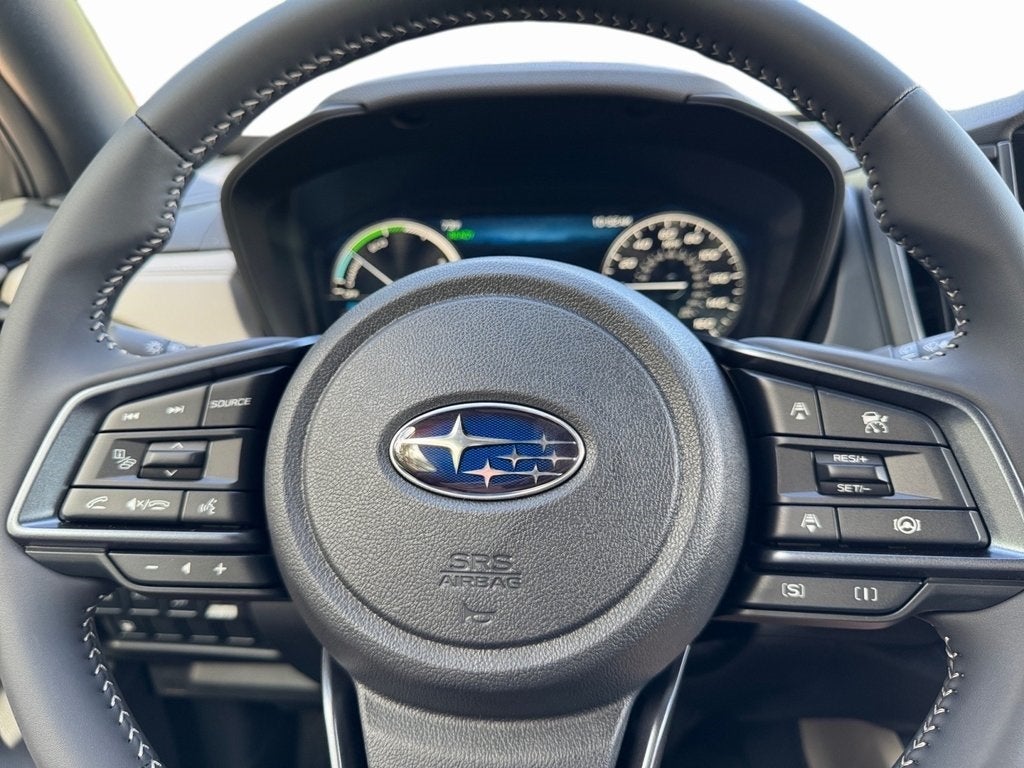 2025 Subaru FORESTER Limited Hybrid