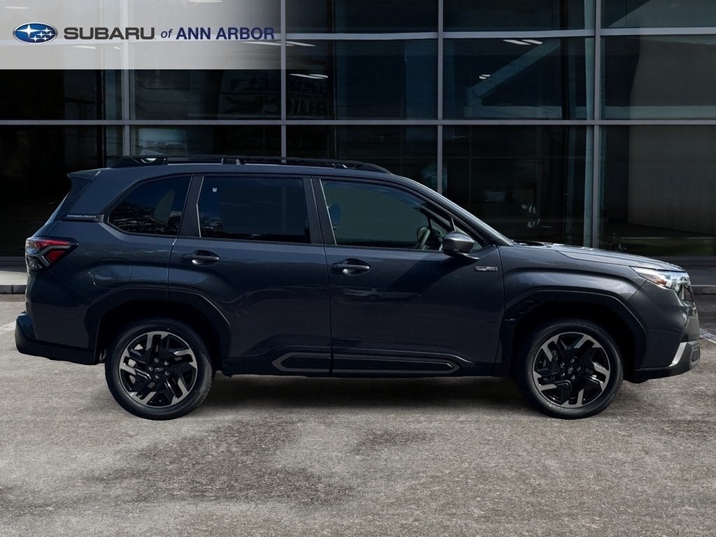 2025 Subaru FORESTER Limited Hybrid
