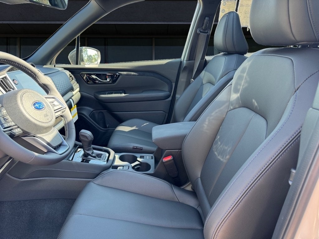 2025 Subaru FORESTER Limited Hybrid