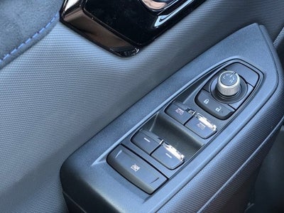 2025 Subaru FORESTER Limited Hybrid