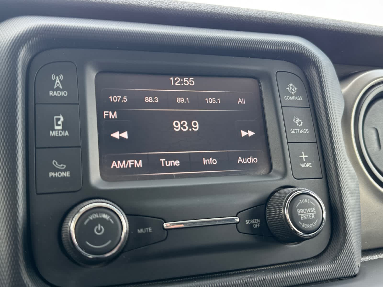 2020 Jeep Wrangler Sport S