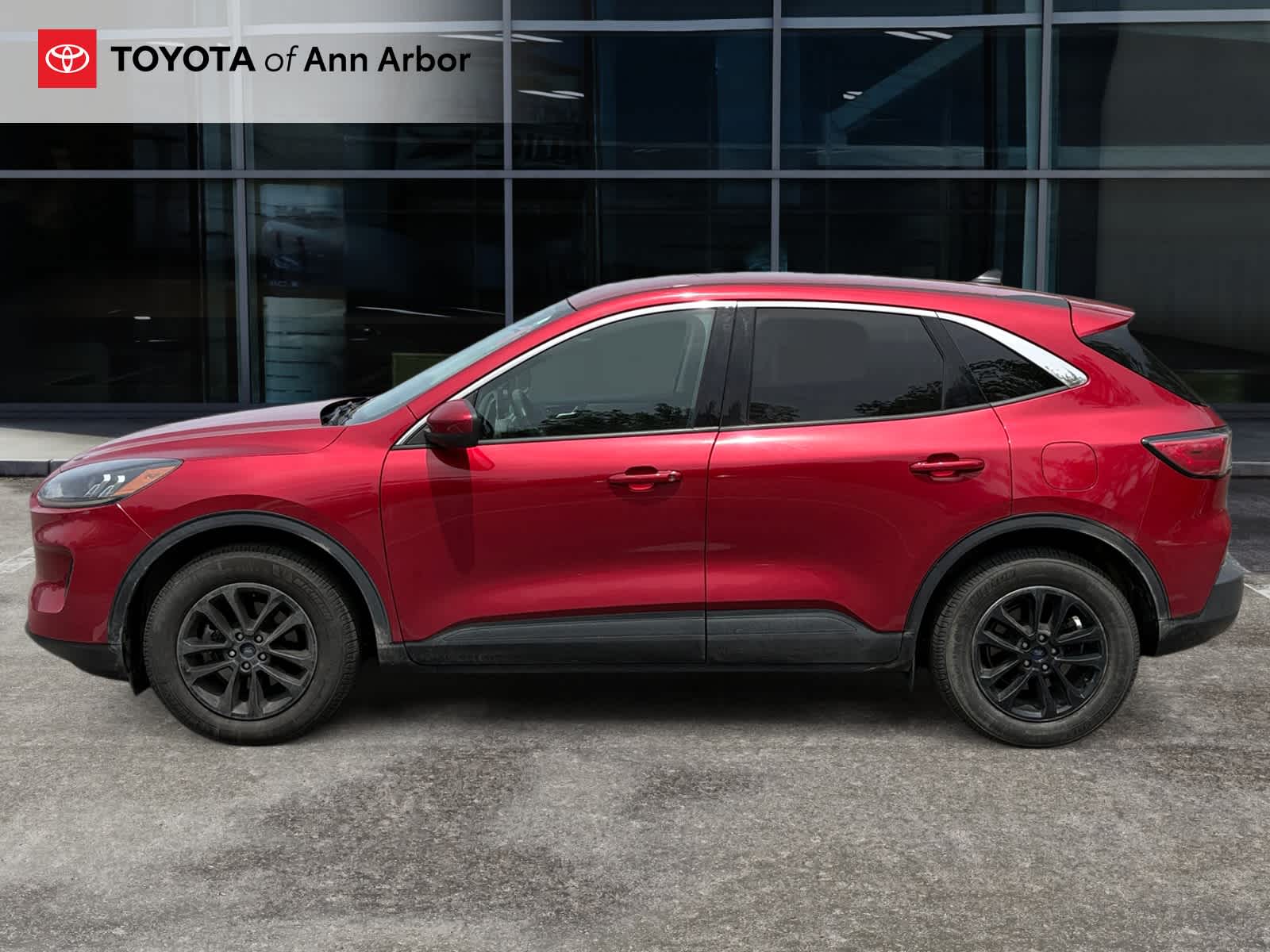 2020 Ford Escape SE