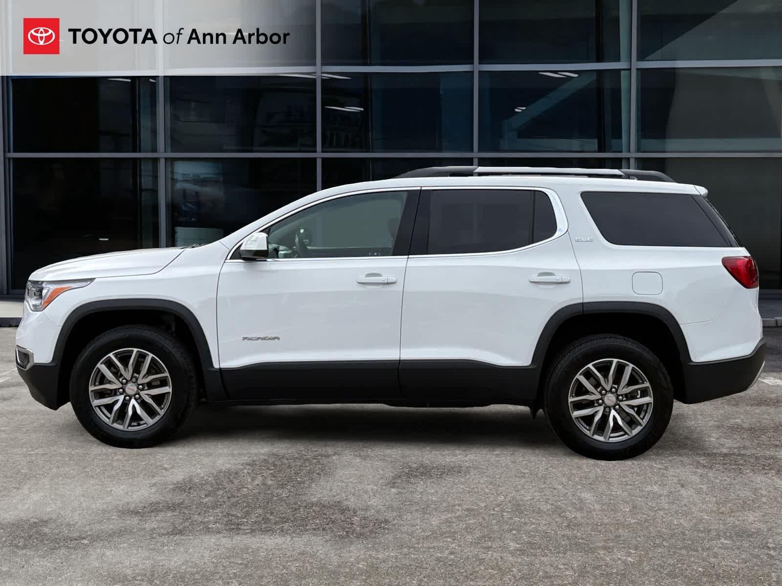 2019 GMC Acadia SLE