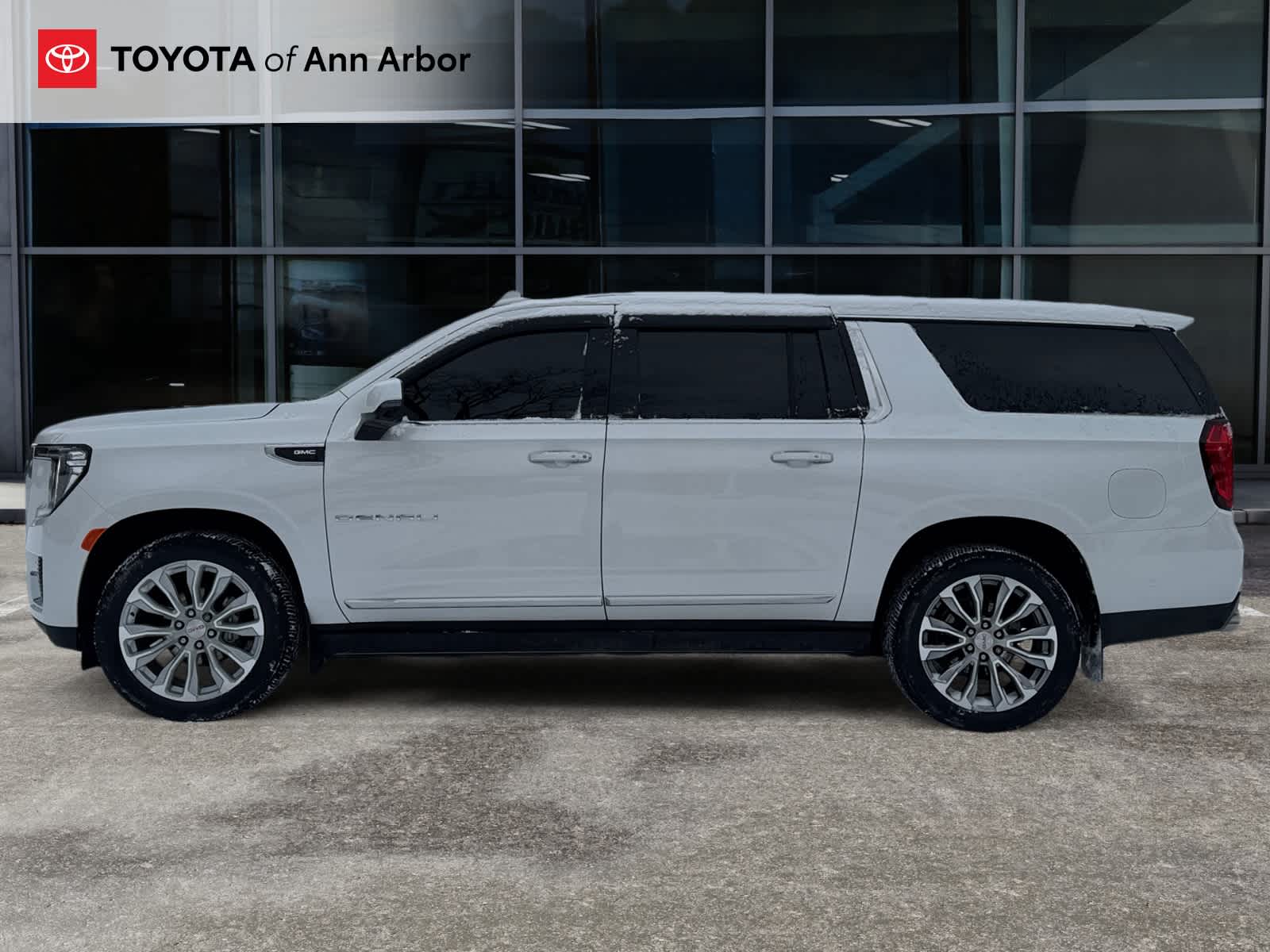 2022 GMC Yukon XL Denali