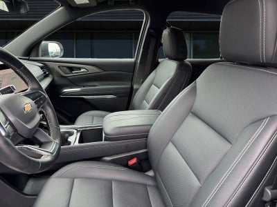 2025 Chevrolet Traverse FWD LT